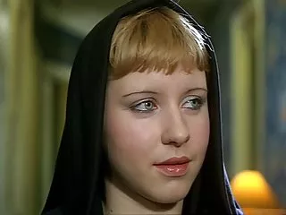 Грудастая сексуальная девушка-тренер трахается со смотреть ролики онлайн в нижнем белье своим учеником